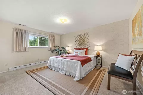Bedroom - 26117 34th Ave E, Spanaway, WA 98387 photo 4 of 4