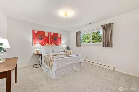 Bedroom - 26117 34th Ave E, Spanaway, WA 98387 photo 2 of 4