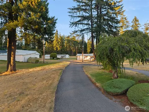 Exterior - 26117 34th Ave E, Spanaway, WA 98387 photo 3 of 10