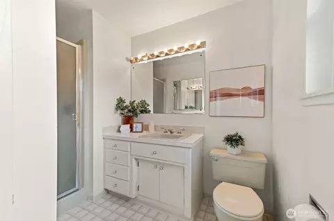 Bath - 26117 34th Ave E, Spanaway, WA 98387 photo 3 of 3