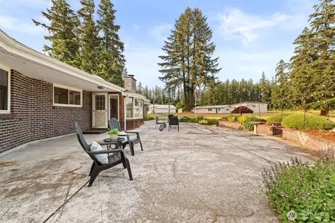 Exterior - 26117 34th Ave E, Spanaway, WA 98387 photo 3 of 8