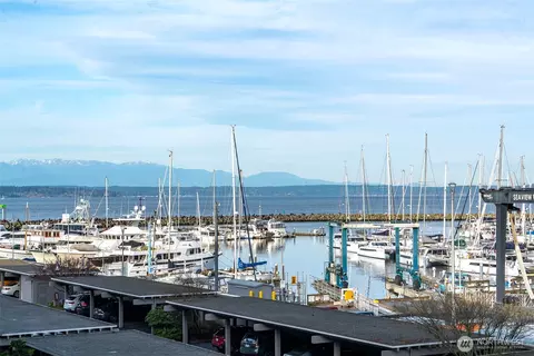 6535 Seaview Ave NW #409B, Seattle, WA 98117
