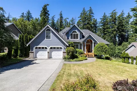 130 46th St, Bellingham, WA 98229