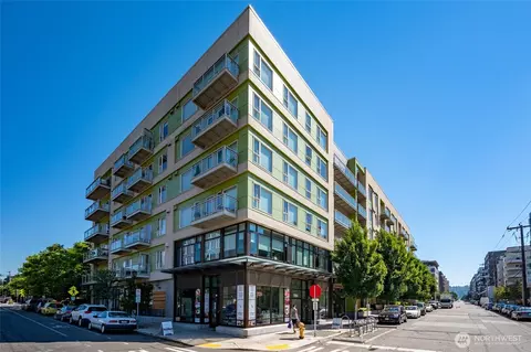 1760 NW 56th St #601, Seattle, WA 98107
