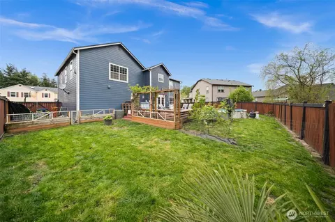Exterior - 20723 197th Ave E, Orting, WA 98360 photo 5 of 6