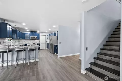 Entry Way - 20723 197th Ave E, Orting, WA 98360 photo 1 of 3