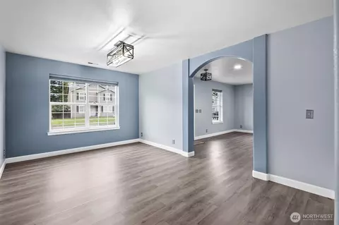 Living - 20723 197th Ave E, Orting, WA 98360 photo 2 of 3