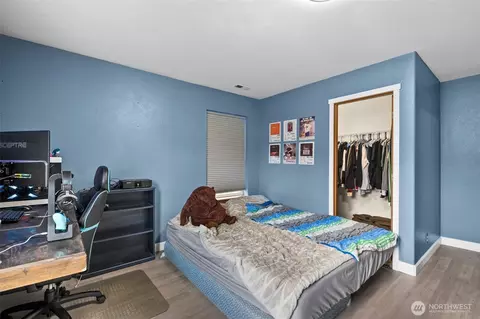 Bedroom - 20723 197th Ave E, Orting, WA 98360 photo 2 of 4