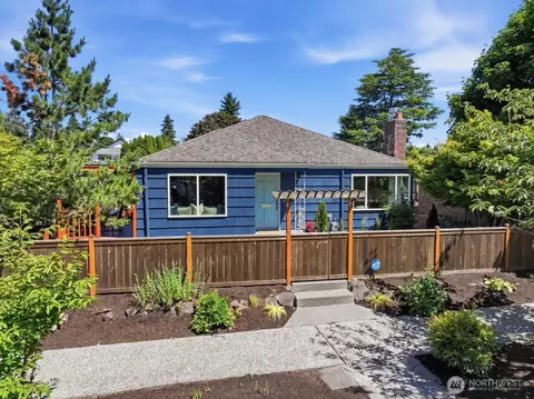 7736 38th Ave SW, Seattle, WA 98126