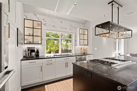 Kitchen - 709 Maple St, Edmonds, WA 98020 photo 3 of 5