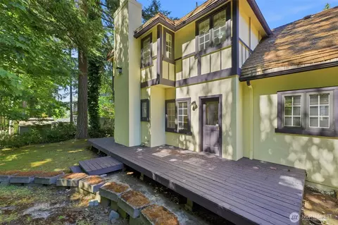Exterior - 306 Keach Loop, Steilacoom, WA 98388 photo 6 of 8
