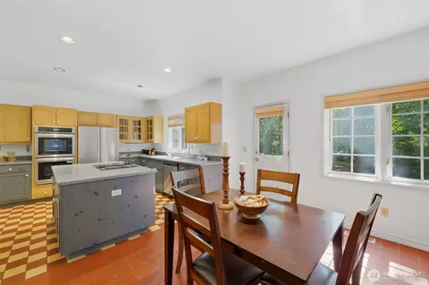 Kitchen - 306 Keach Loop, Steilacoom, WA 98388 photo 1 of 4