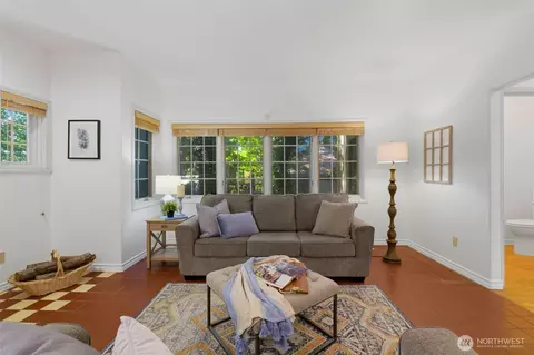 Living - 306 Keach Loop, Steilacoom, WA 98388 photo 2 of 3