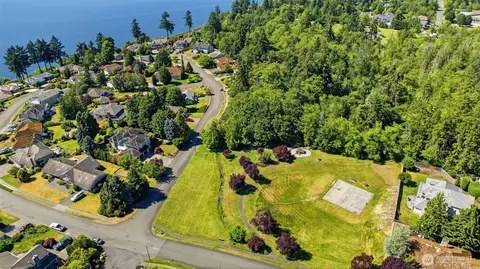 View/Area - 306 Keach Loop, Steilacoom, WA 98388 photo 1 of 4