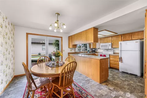 Dining - 112 W 2nd St #A, Everson, WA 98247 photo 1 of 4