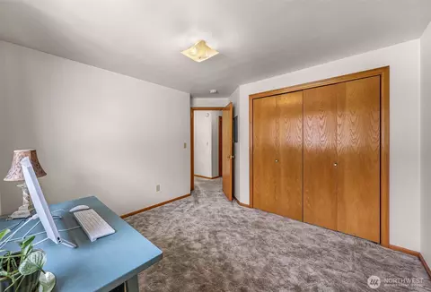 Bedroom - 112 W 2nd St #A, Everson, WA 98247 photo 2 of 4
