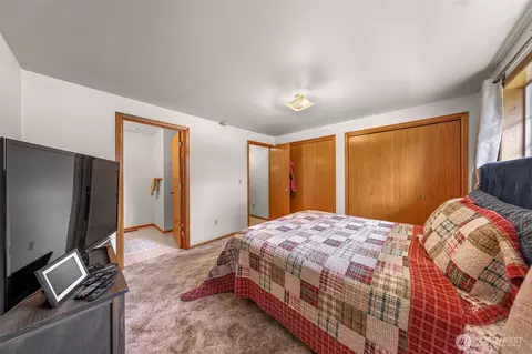 Bedroom - 112 W 2nd St #A, Everson, WA 98247 photo 4 of 4