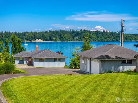 7022 Budd St NW, Olympia, WA 98502