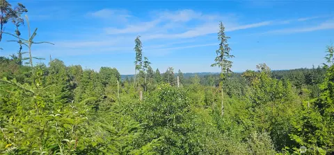 5012 NW Viewpoint Ln, Bremerton, WA 98312
