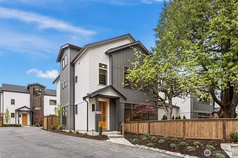 9315 132nd Ave NE, Kirkland, WA 98033