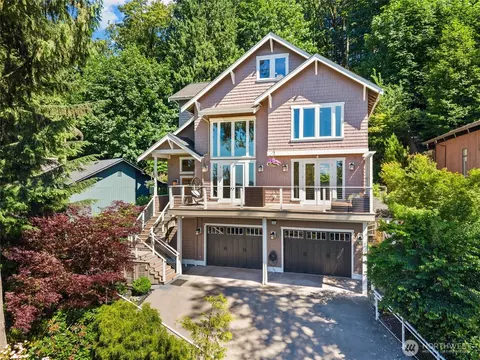 89 Grand View Ln, Bellingham, WA 98229