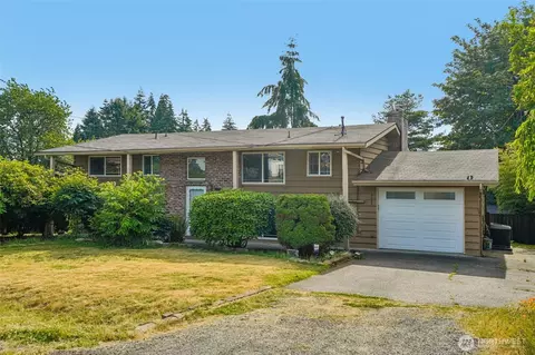 19845 105th Ave SE, Renton, WA 98055
