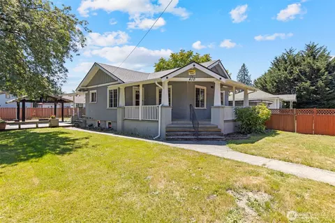 410 118th St S, Tacoma, WA 98444