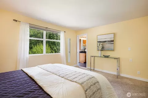 Bedroom - 10152 NE 204th St, Bothell, WA 98011 photo 2 of 5