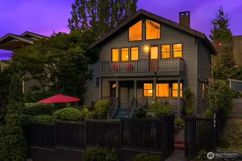 2706 1st Ave W, Seattle, WA 98119