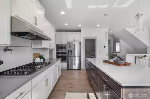 Kitchen - 23433 3rd Ave SE, Bothell, WA 98021 photo 3 of 3