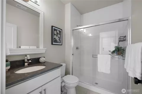 Bath - 23433 3rd Ave SE, Bothell, WA 98021 photo 1 of 4