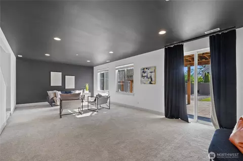 Living - 23433 3rd Ave SE, Bothell, WA 98021 photo 2 of 2