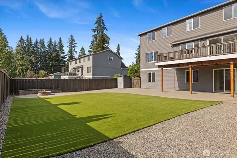 Exterior - 23433 3rd Ave SE, Bothell, WA 98021 photo 5 of 6