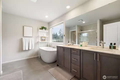 Bath - 507 186th Pl SW, Bothell, WA 98012 photo 4 of 4