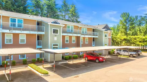 9917 Holly Dr #B310, Everett, WA 98204