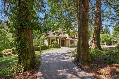 20125 SE 24th St, Sammamish, WA 98075