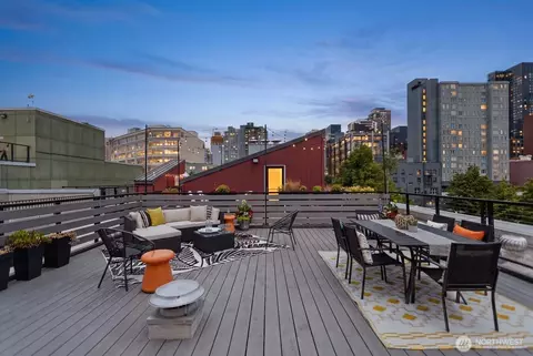 66 Bell St #303, Seattle, WA 98121