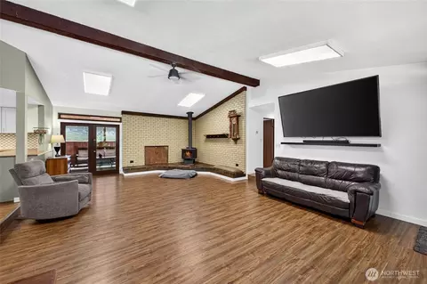 Living - 21005 197th Ave E, Orting, WA 98360 photo 2 of 3