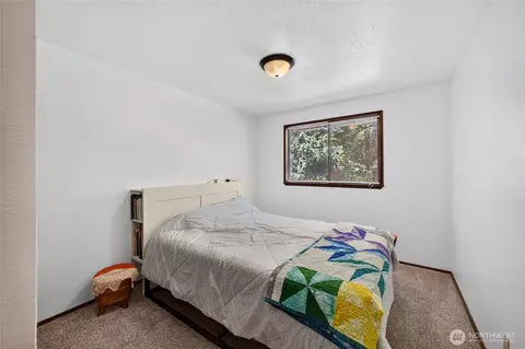 Bedroom - 21005 197th Ave E, Orting, WA 98360 photo 2 of 3