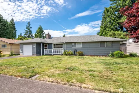 2924 Magnolia St, Longview, WA 98632