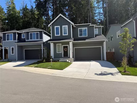 292 NE Shadowhawk Ln, Bremerton, WA 98311
