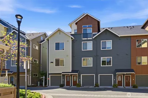 15865 NE 14th Rd, Bellevue, WA 98008