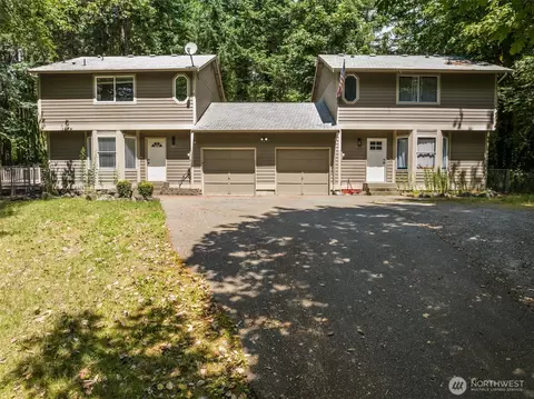 3815 3817 47th St NW, Gig Harbor, WA 98335