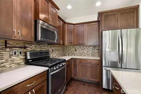 Kitchen - 16314 5th Ave SE, Bothell, WA 98012 photo 2 of 3