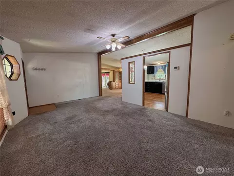 21621 186th St E, Orting, WA 98360 photo 4