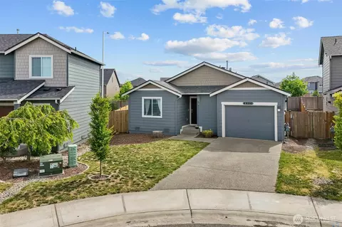 10824 185th St E, Puyallup, WA 98374