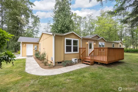 6728 Shelter Ln, Ferndale, WA 98248