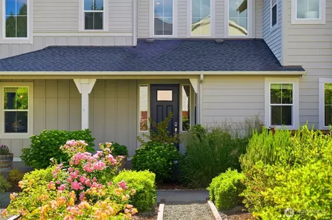 3959 Moonlight Ct, Gig Harbor, WA 98332