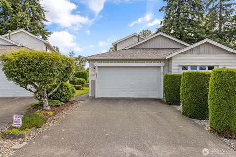 12421 63rd Ave E, Puyallup, WA 98373