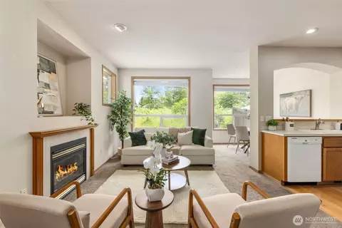 12421 63rd Ave E, Puyallup, WA 98373